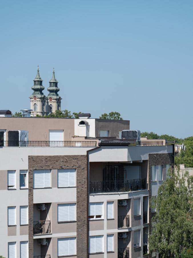 Green Apple Apartment Subotica Eksteriør billede