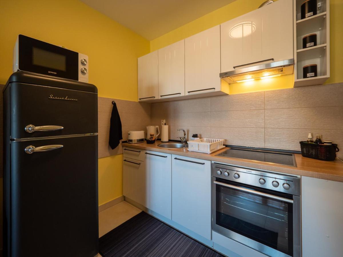 Green Apple Apartment Subotica Eksteriør billede