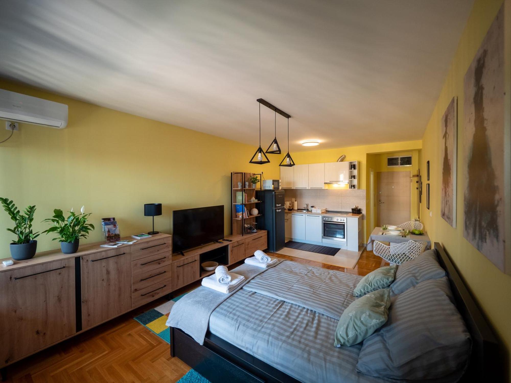 Green Apple Apartment Subotica Eksteriør billede