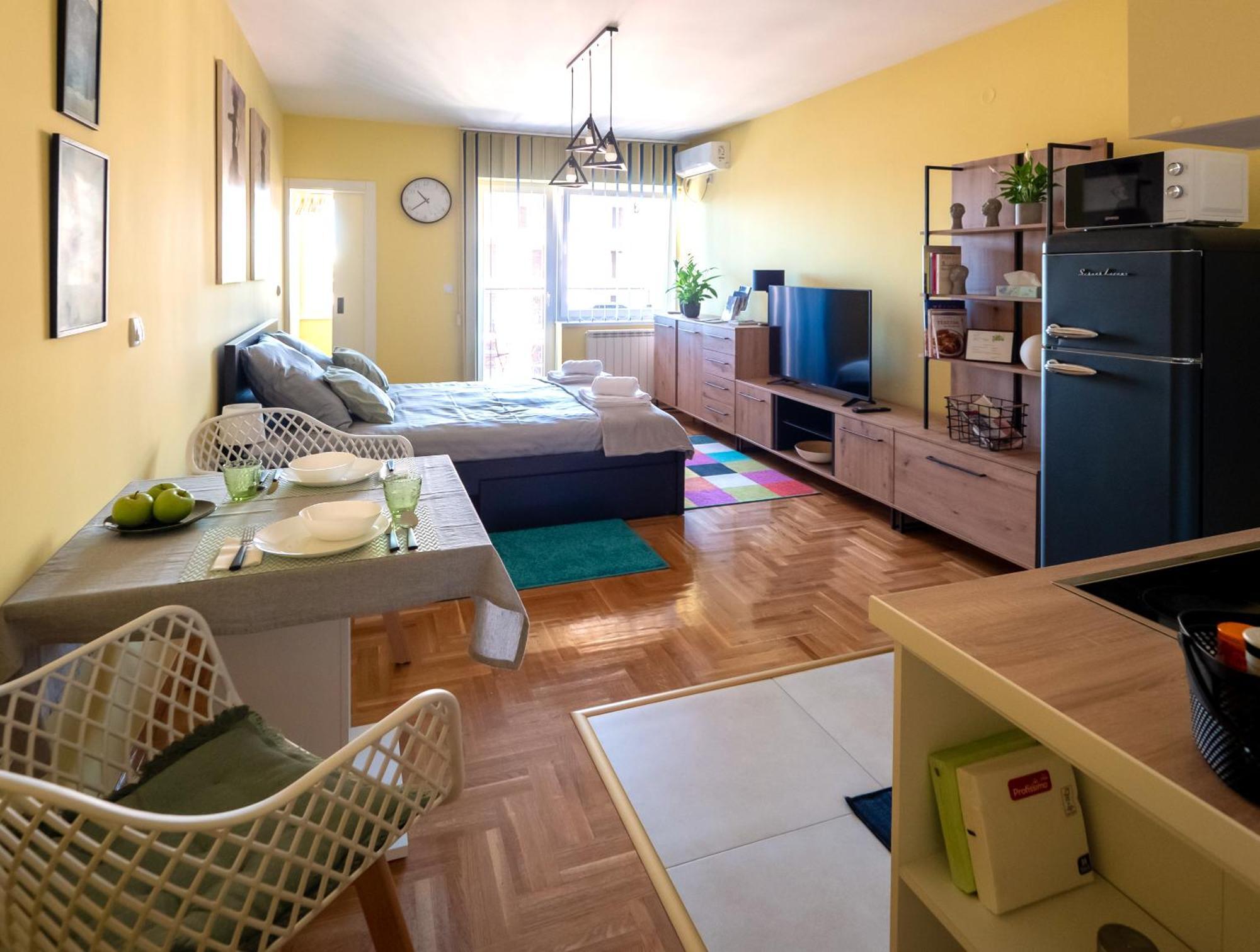 Green Apple Apartment Subotica Eksteriør billede